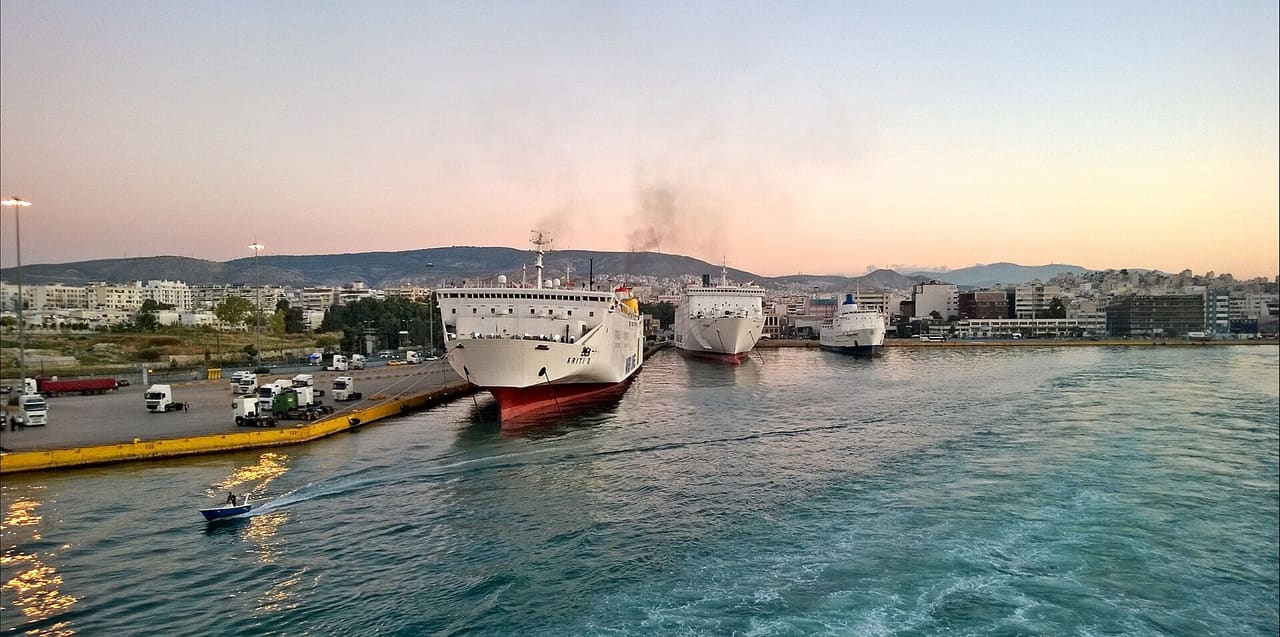 Anachorisi Minoikon Grammon Kritis Ferry Terminal