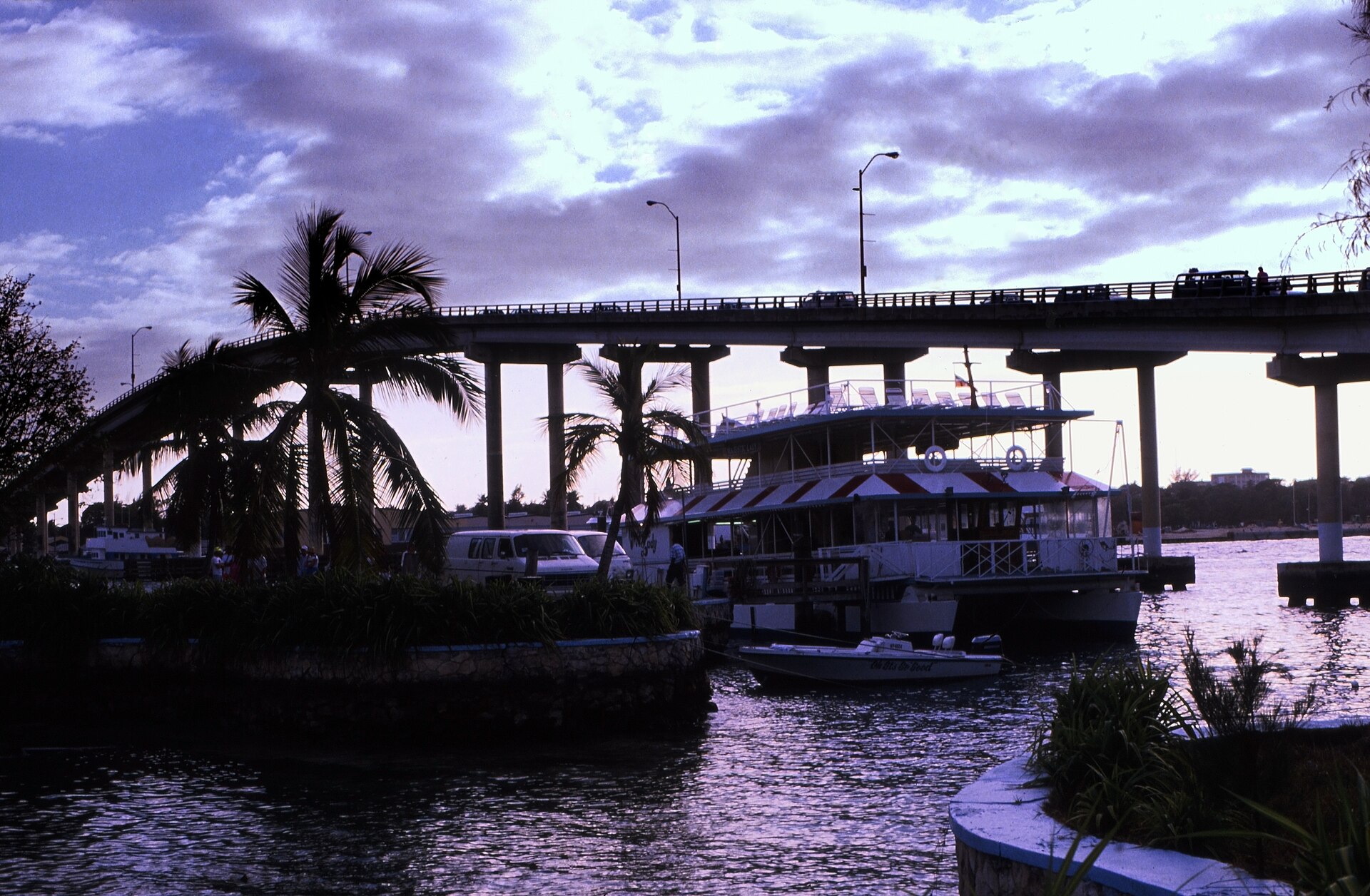 Hurricane Hole Marina