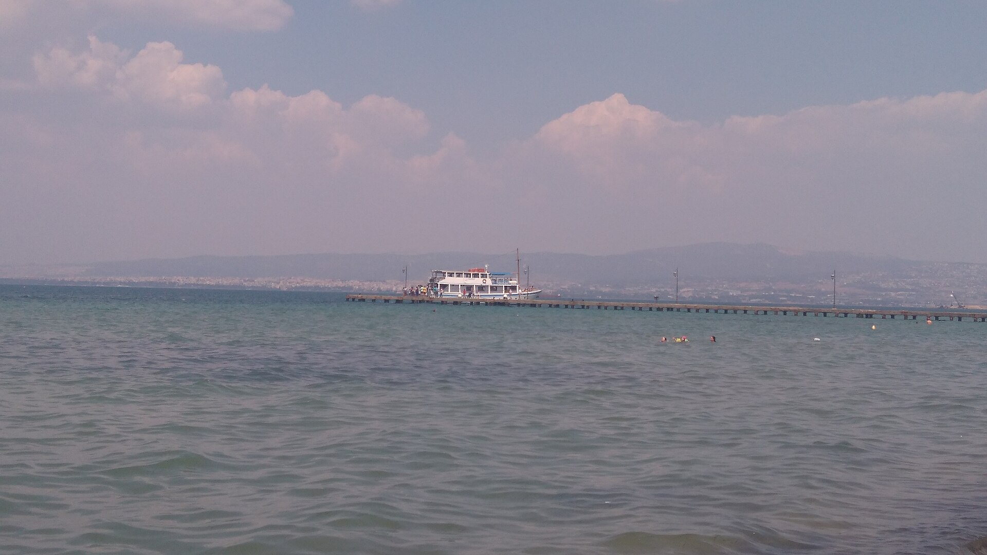 Karavakia - Thessaloniki Waterbus. Pereia Stop. Harbour