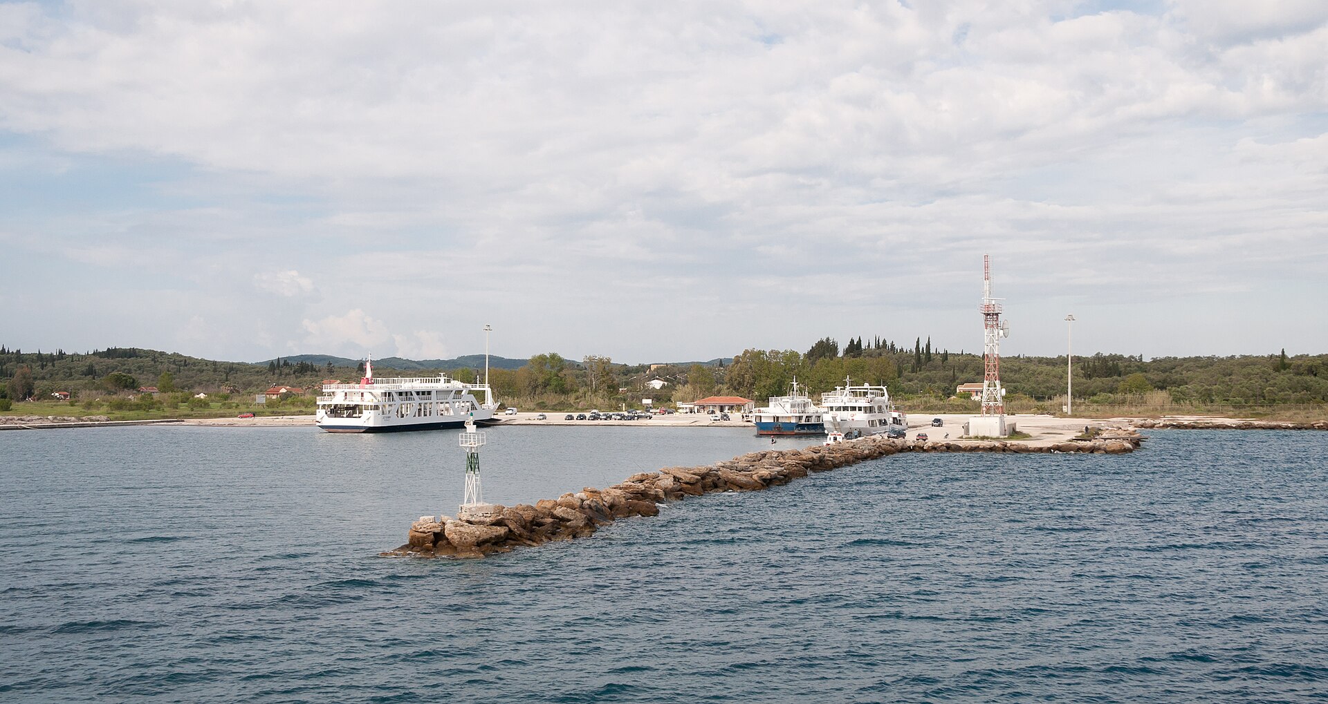 Lefkimmi Port