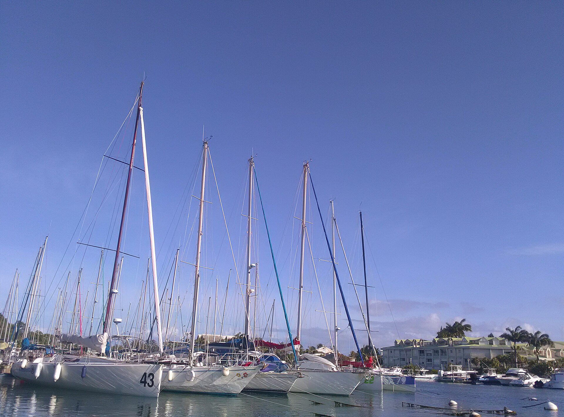 Marina de Bas-du-Fort