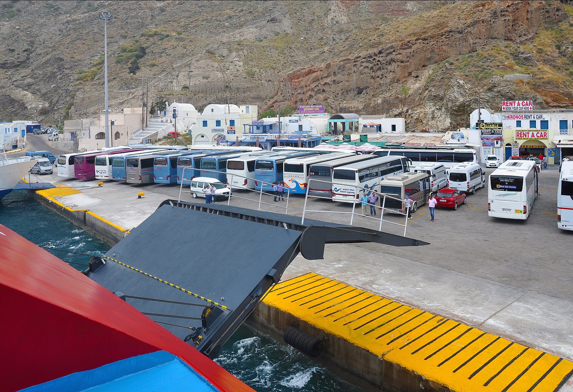Thira(Santorini) - Athinios Port